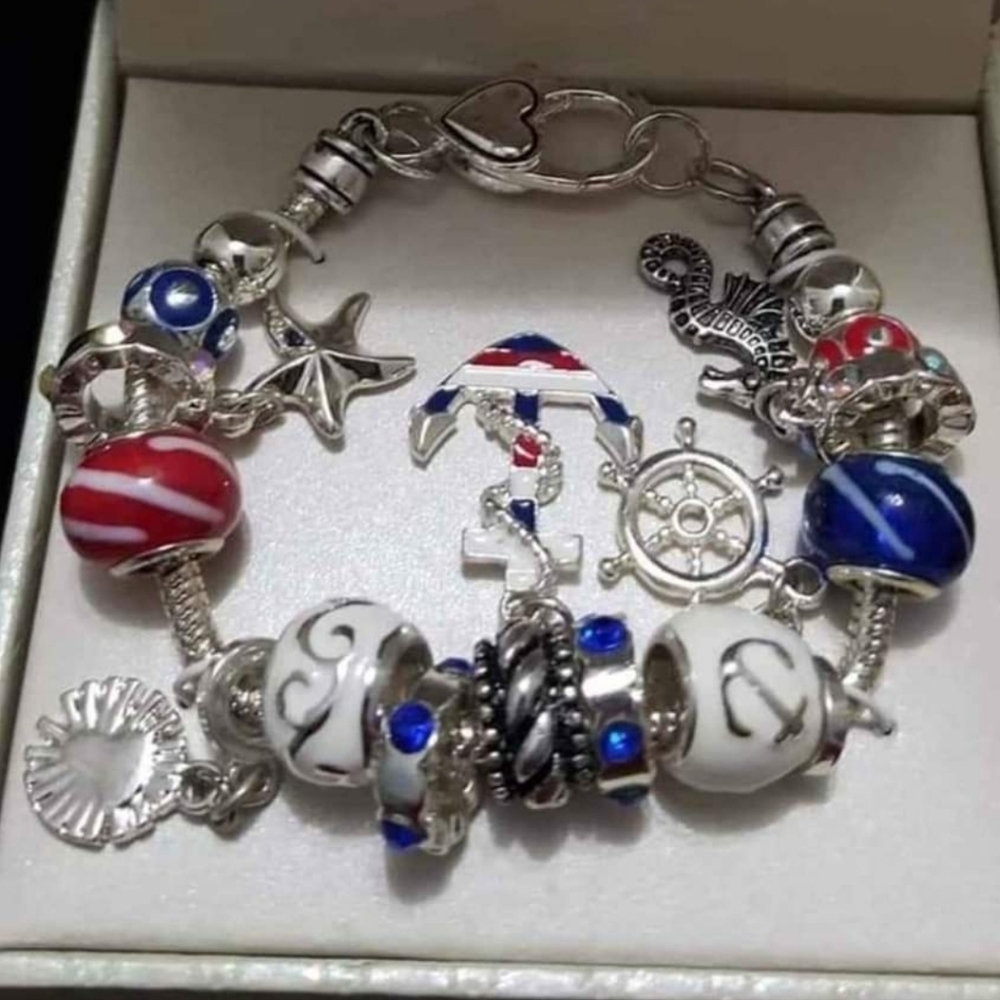 NWT Kim Rogers Nautical charm bracelet